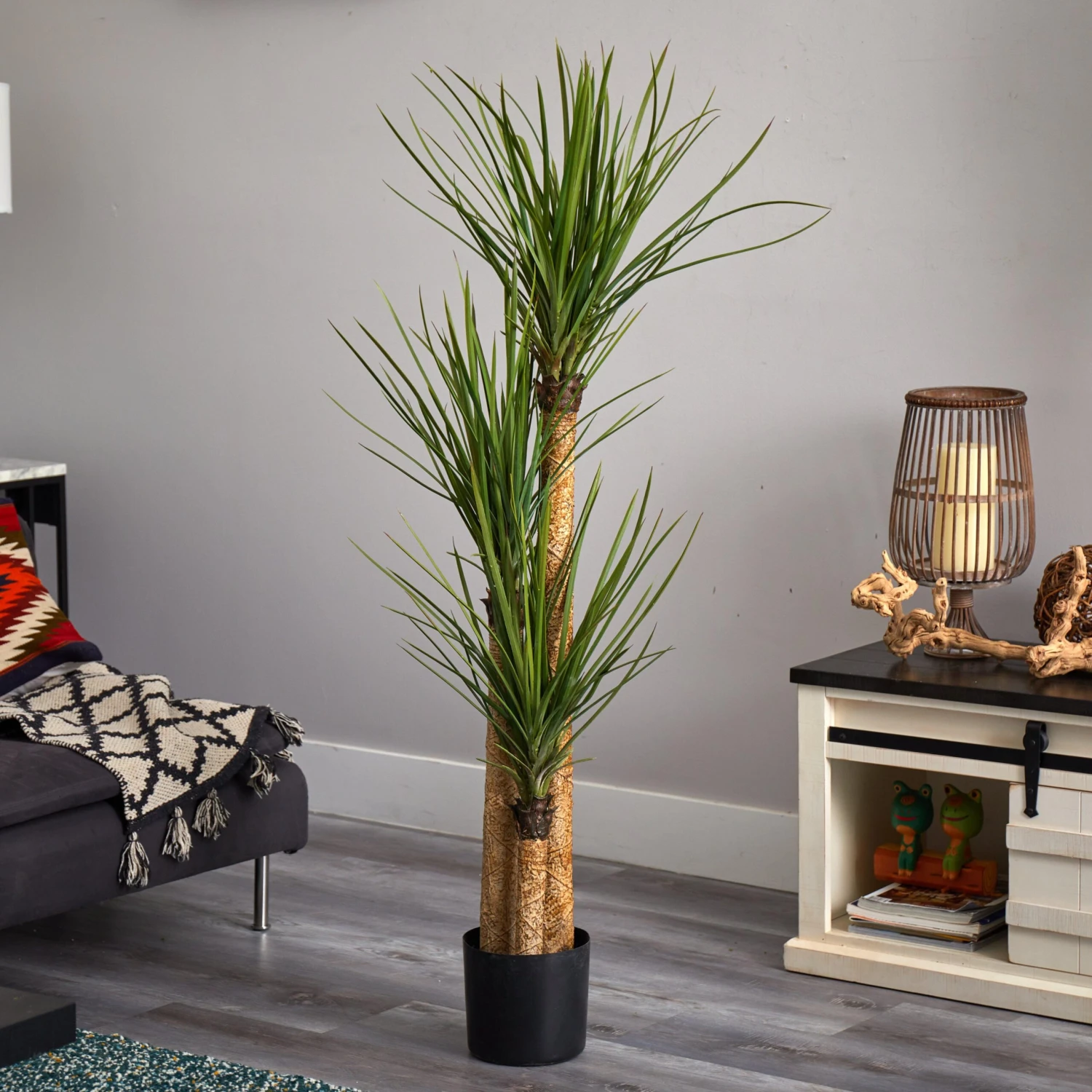 58.5" Yucca Silk Tree" 5 58.5" Yucca Silk Tree" - Image 3