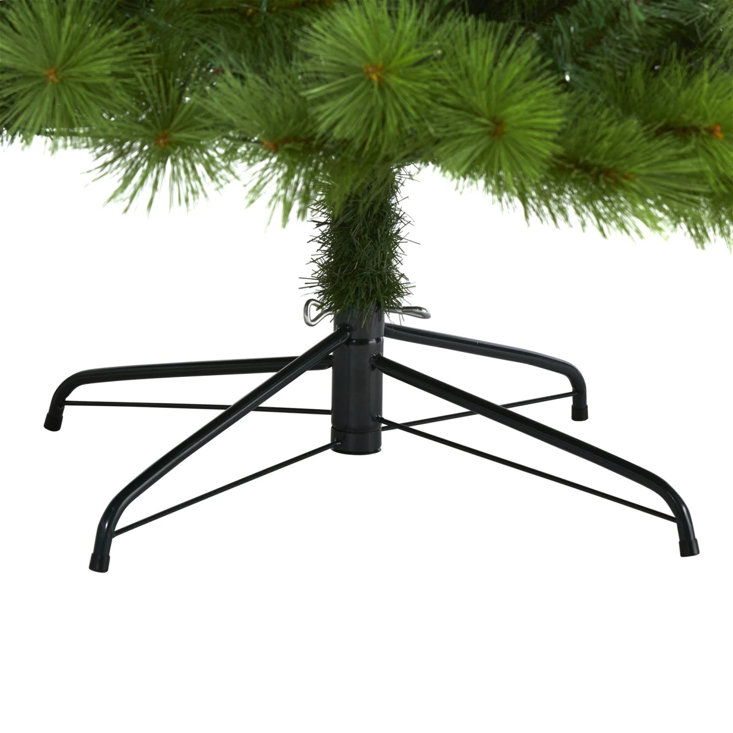 7.5’ Green Scotch Pine Artificial Christmas Tree With 550 Clear LED Lights 6 7.5’ Green Scotch Pine Artificial Christmas Tree With 550 Clear LED Lights - Image 4