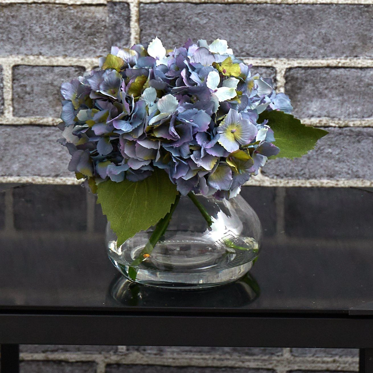 Artificial Blooming Hydrangea In Vase 9 Artificial Blooming Hydrangea In Vase - Image 7